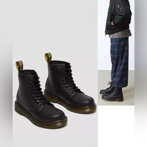 DR. MARTINS 1460 JUNIOR 3Y, flexible cemented sole construction for growing feet